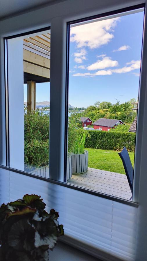 Apartment Ulsteinvik Extérieur photo
